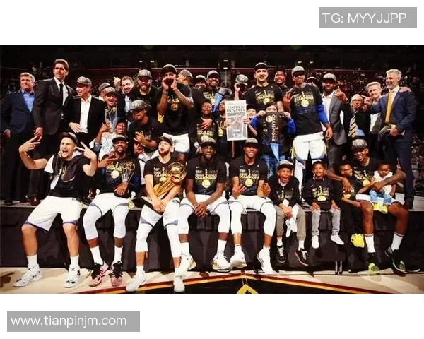 深入解析本赛季NBA格局与各强队争冠走势及关键球星影响全景观察